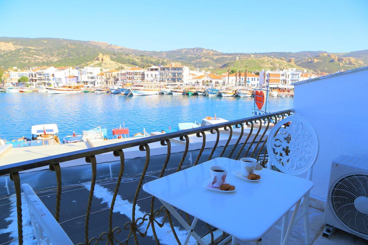 Huri & Nuri Hotel (Adults Only) Foça Exteriör bild
