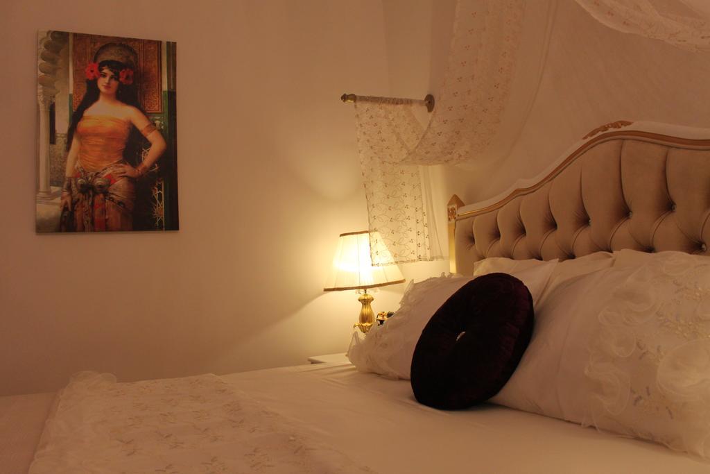 Huri & Nuri Hotel (Adults Only) Foça Exteriör bild