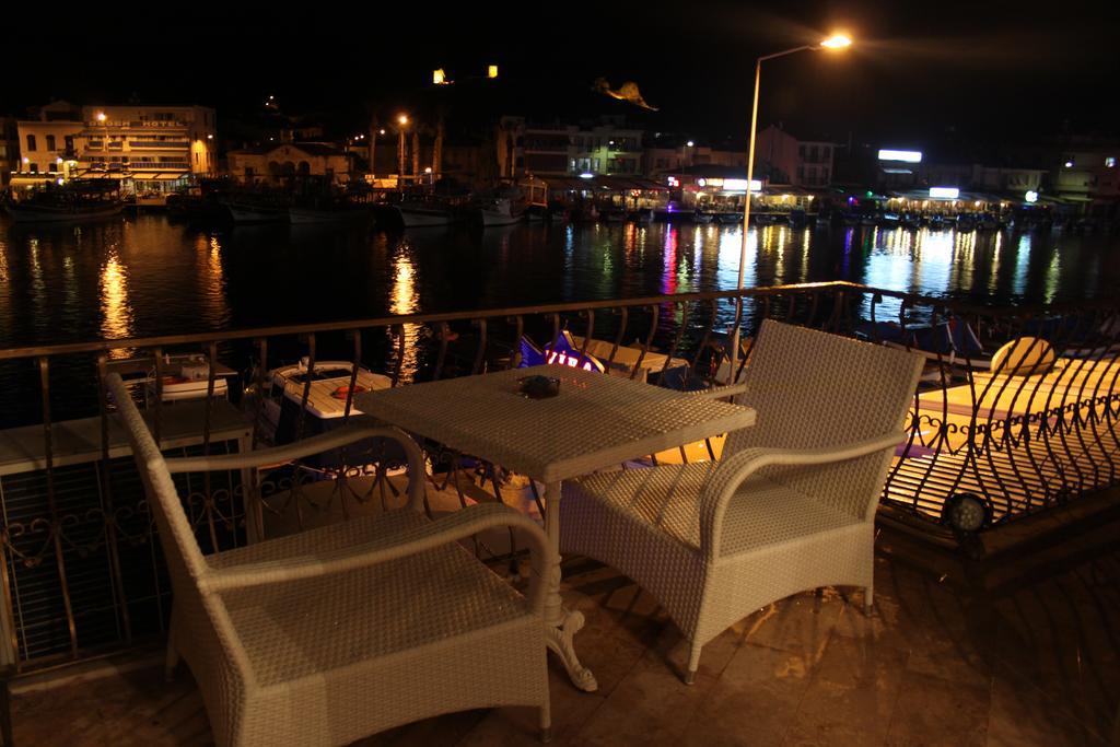 Huri & Nuri Hotel (Adults Only) Foça Exteriör bild